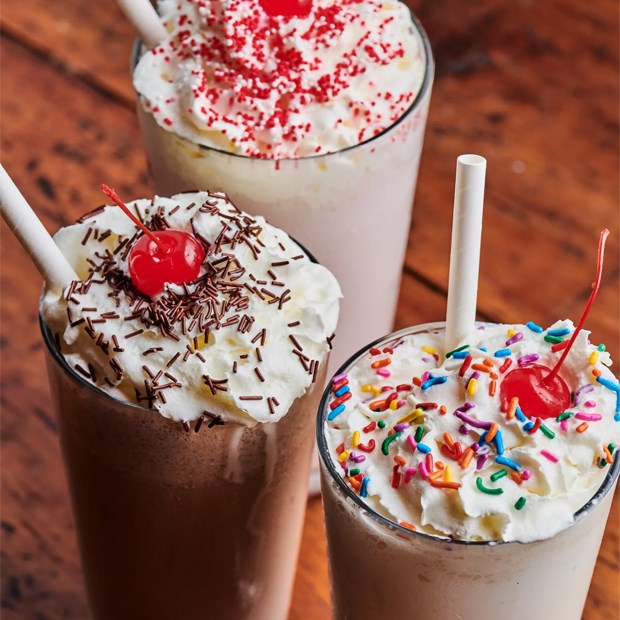 C&acirc;u đố: Sữa g&igrave; khi uống kh&ocirc;ng được đứng y&ecirc;n một chỗ?